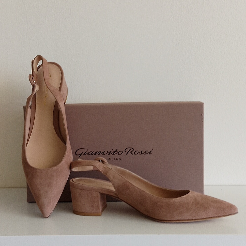 Gianvito Rossi Amee Suede Slingback Pumps. Size 7.5. Color Camoscio Praline